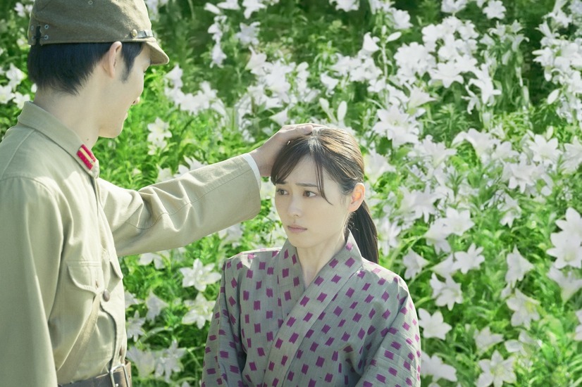 （C）2023「あの花が咲く丘で、君とまた出会えたら。」製作委員会　