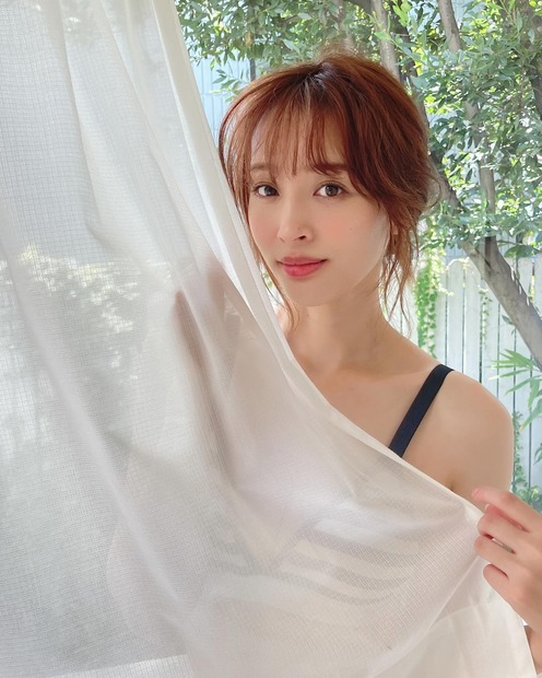 神部美咲（写真は本人の公式インスタグラムより）※所属事務所より掲載許諾をいただいています