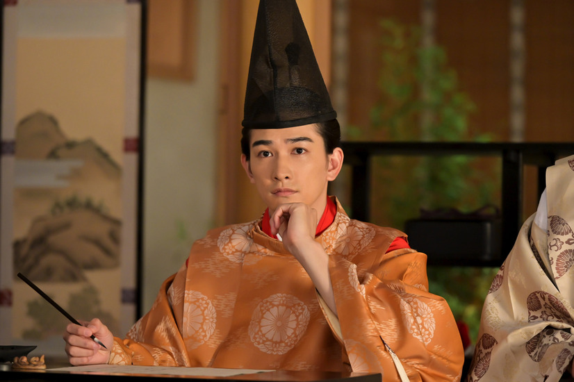 藤原公任(町田啓太)(C)NHK
