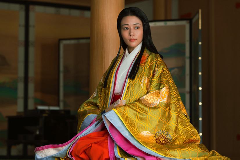 藤原定子(高畑充希)(C)NHK