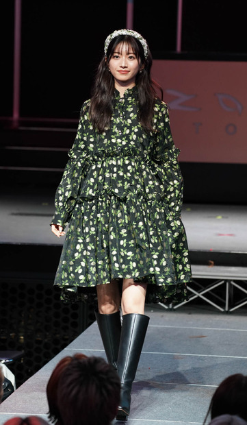 小室安未【写真：竹内みちまろ】