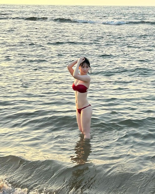 池本しおり（写真は本人の公式インスタグラムより）※所属事務所より掲載許諾をいただいています
