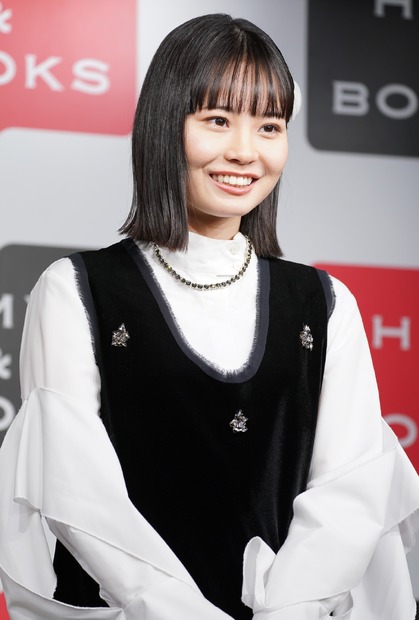 新谷ゆづみ【写真：竹内みちまろ】