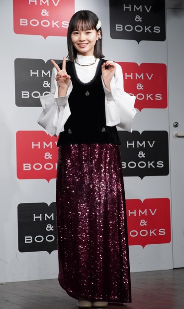 新谷ゆづみ【写真：竹内みちまろ】