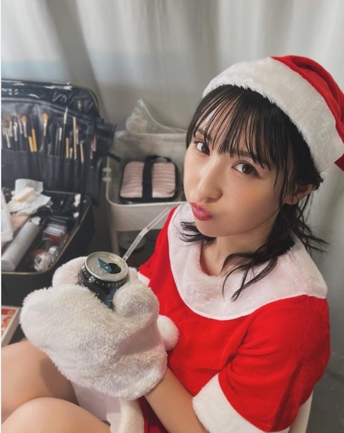 伊藤愛真（写真は本人の公式インスタグラムから）※所属事務所から掲載許諾をもらっています