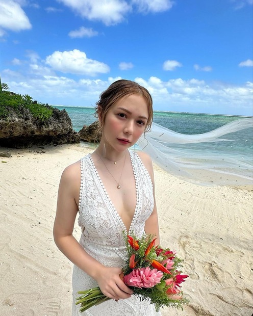 村重杏奈（写真は本人の公式インスタグラムより）※所属事務所より掲載許諾をいただいています