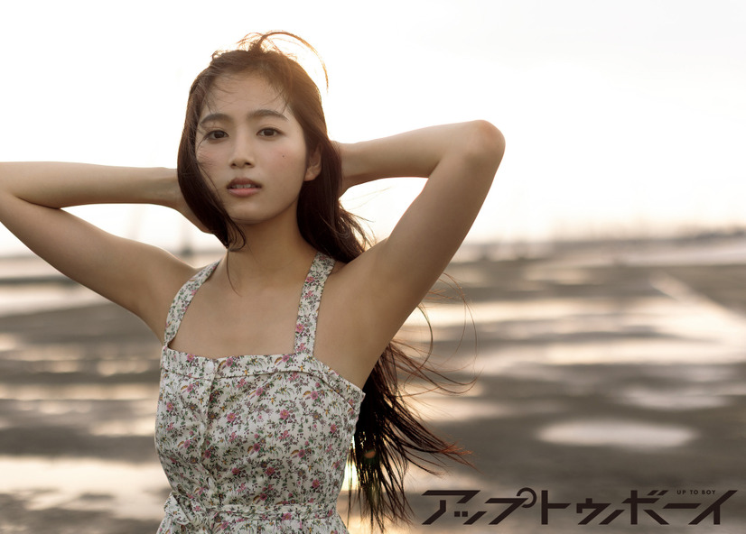 糸瀬七葉、本日発売『アップトゥボーイ』で美少女感満載のグラビア！