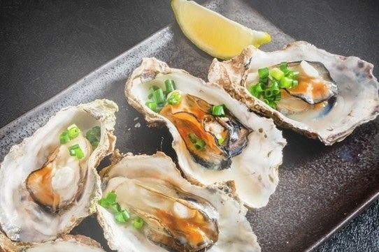 産地別牡蠣食べくらべセット　イメージ写真