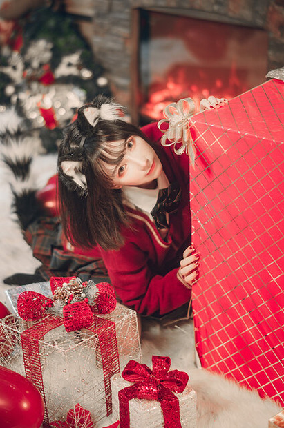 洛洛子（X：@Rakukoooo）