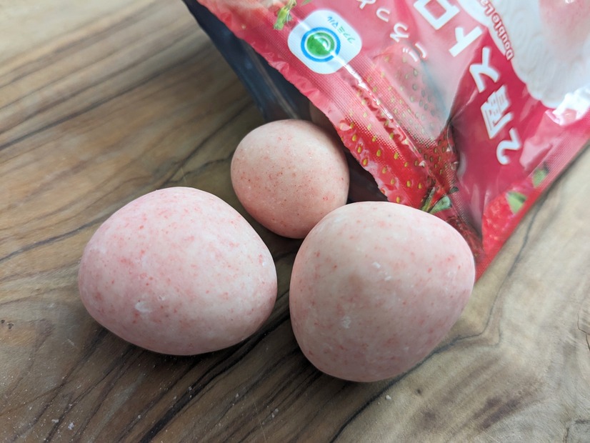 ごろっと贅沢２層ストロベリーチョコ：撮影　渡邉