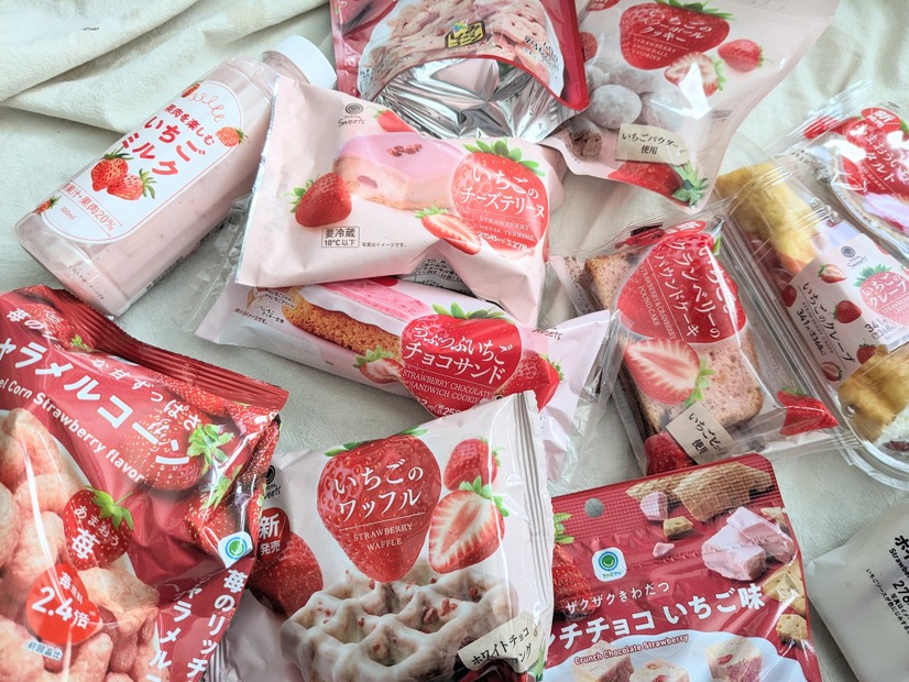 ファミマのいちご狩り®スイーツ集合：撮影　渡邉