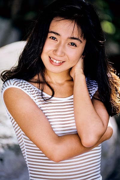 『小栗香織35th Anniversary写真集チャーミング 1988-2004』（小学館）（C）小澤忠恭