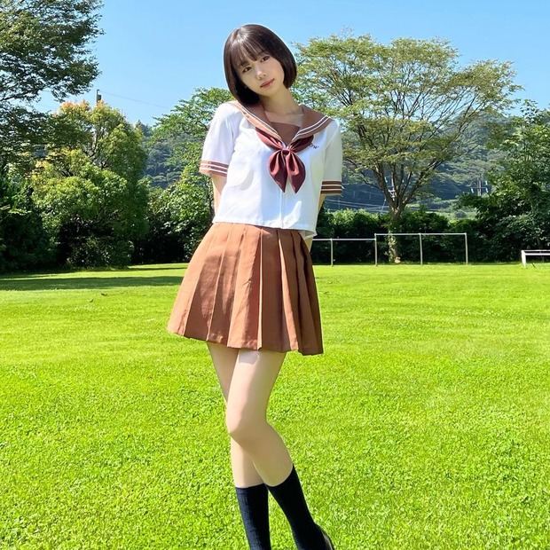 写真は新唯の公式Instagramから（※写真は所属事務所より掲載許諾をもらってます）