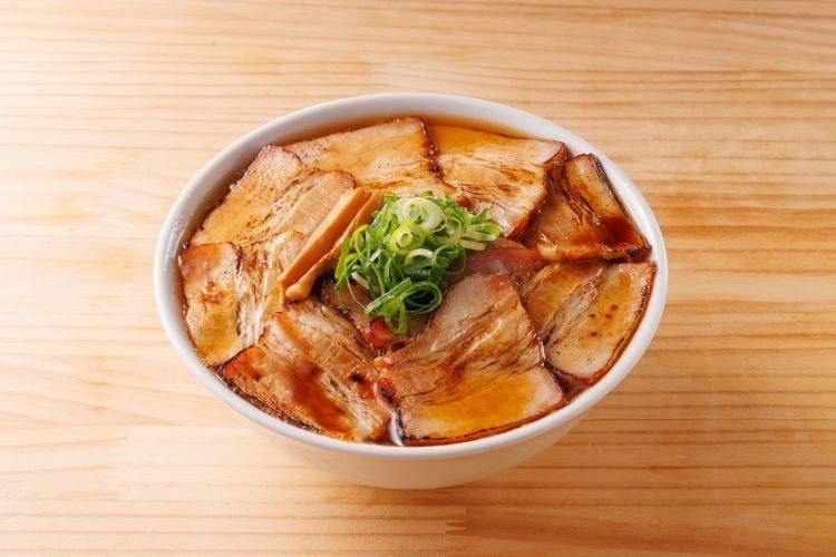 吊るしチャーシュー肉そば　1,000円