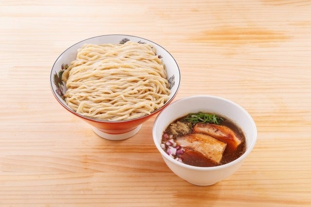 熟成醤油のつけそば　900円