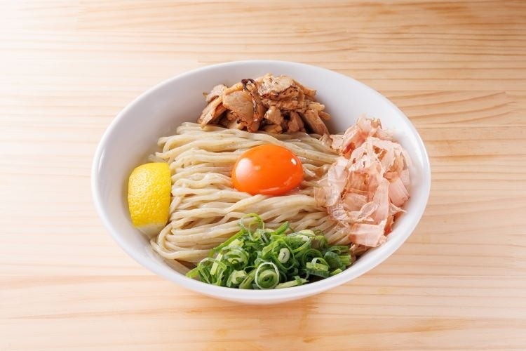 タマゴかけ麺　TKM　追い飯付き　880円
