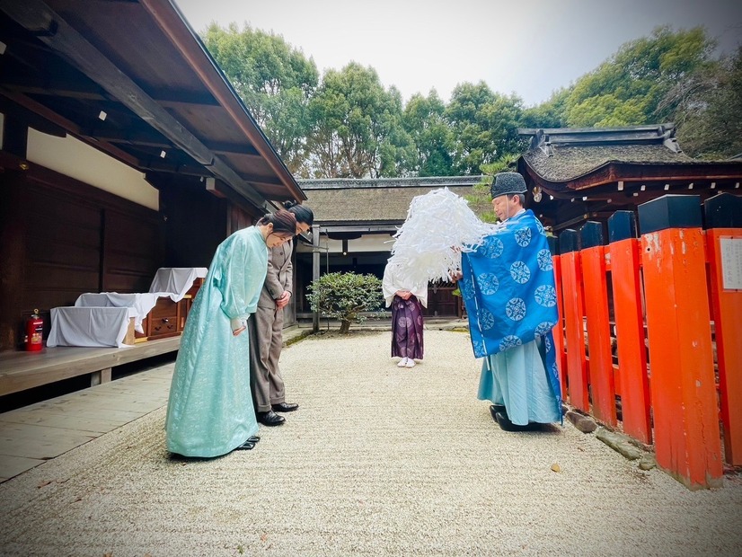 (C)NHK
