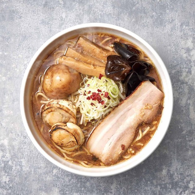 初登場［北海道］札幌 凡の風／大地と海の北海道味噌ラーメン（1杯）　1,650円