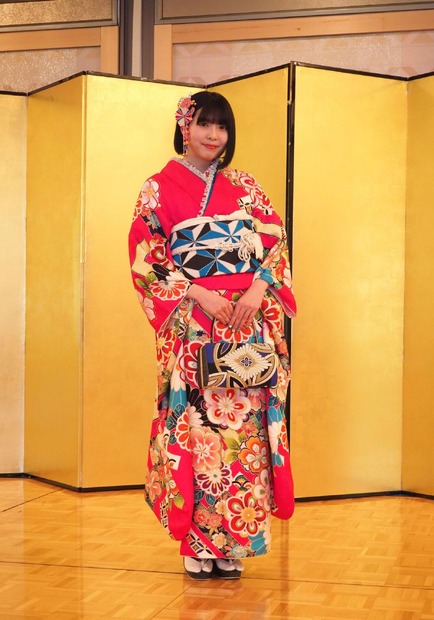 鈴木恋奈(チームE）衣装協力：株式会社清水屋【撮影：山田】