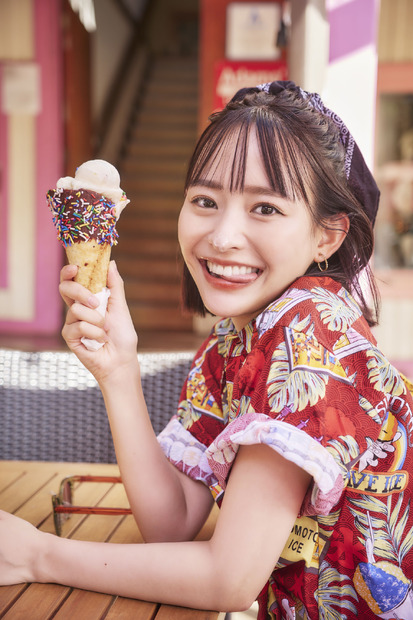 高崎かなみ 写真集『Blooming Bud』