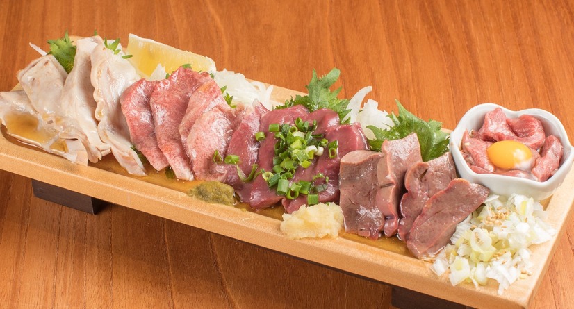 肉刺し盛り合わせ