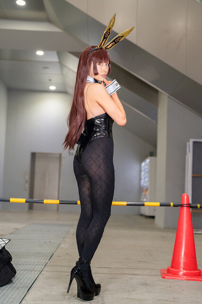 ノワール（黒バニー）『勝利の女神：NIKKE』／ルイ美豚（@Biton_cos）
