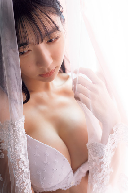 「天羽希純 from #2i2」撮影＝青山裕企