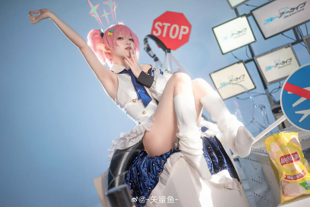 由良木モモカ『ブルーアーカイブ』／矢量鱼（Weibo：-矢量鱼-）