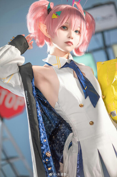 由良木モモカ『ブルーアーカイブ』／矢量鱼（Weibo：-矢量鱼-）