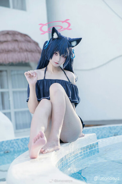 セリカ（水着）『ブルーアーカイブ』／lunana（X：@lunananya）