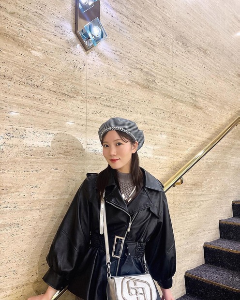 眞鍋杏樹（写真は眞鍋杏樹の公式インスタグラムより）※所属事務所より掲載許諾をいただいています