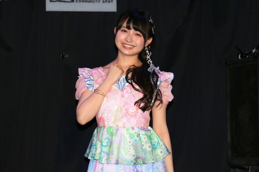 其原有沙【撮影：小宮山あきの】