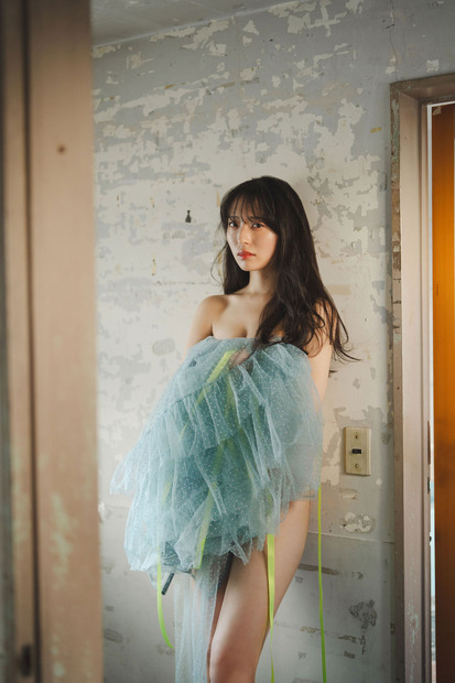 STU48今村美月1st写真集「月の位置」（東京ニュース通信社刊）撮影／HIROKAZU