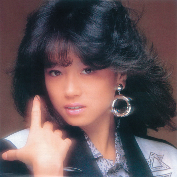 中森明菜、デビュー42周年記念日に全35曲収録のベスト・アルバム発売