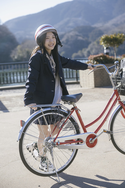 谷口愛季「B.L.T.graduation2024高校卒業」（東京ニュース通信社刊）