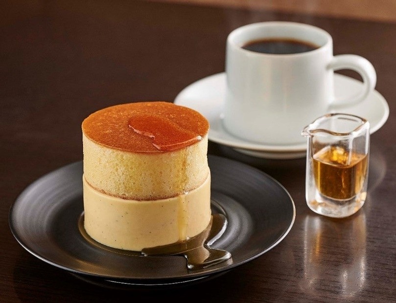 [自家焙煎珈琲 みじんこ](東京都文京区)プリンホットケーキ（１人前、ドリンク付）1,800円