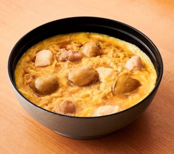 [鳥料理 玉ひで](東京都中央区)白レバー親子丼（１人前、鶏だしスープ付）2,600円