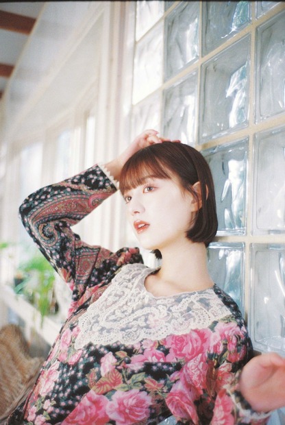 お気に入りカット／鶴嶋乃愛1stフォトエッセイ『微睡む花の様に』(東京ニュース通信社刊)