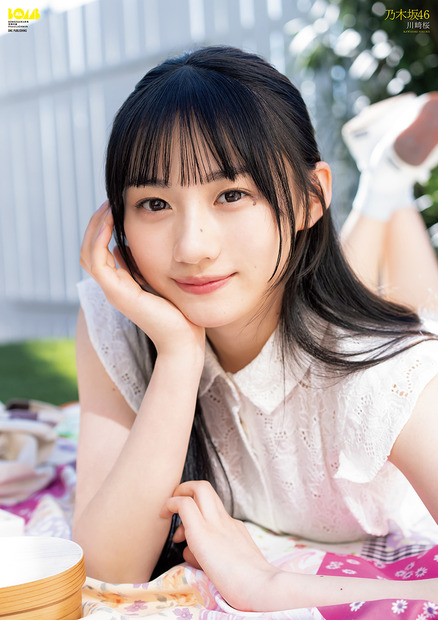 乃木坂46・川﨑桜の両面超BIGポスター
