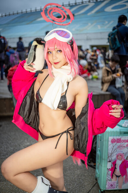 エイミ『ブルーアーカイブ』／Kadorin 仁美（Instagram：kadorin.hitomi）