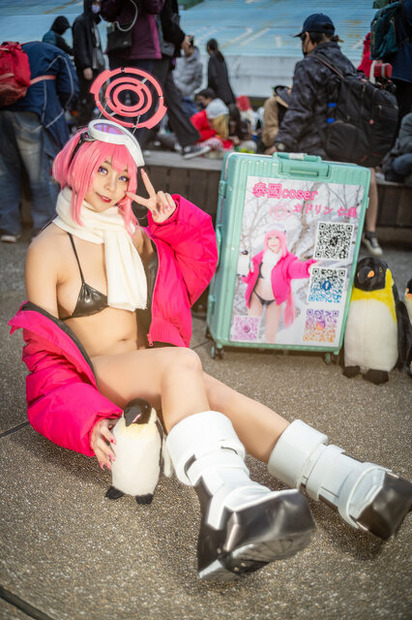 エイミ『ブルーアーカイブ』／Kadorin 仁美（Instagram：kadorin.hitomi）