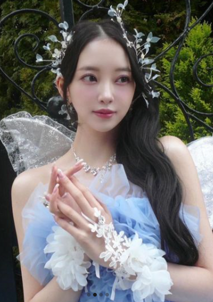 （写真は堀未央奈の公式インスタグラムから）※所属事務所に掲載許諾をもらってます