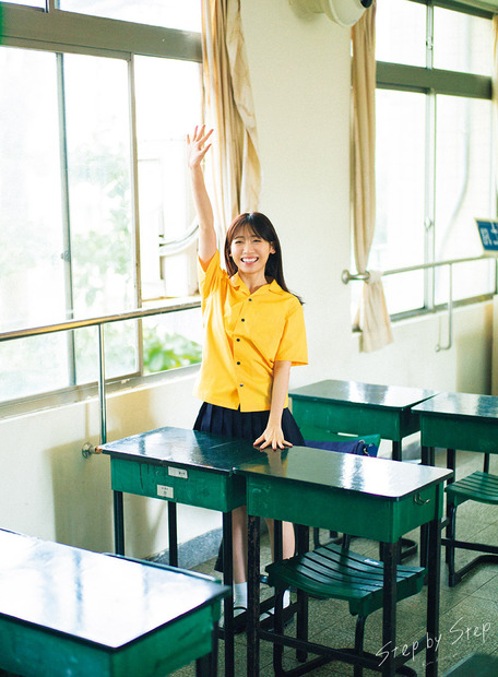 来栖りん写真集 step by step　（C)KADOKAWA　撮影／細居幸次郎