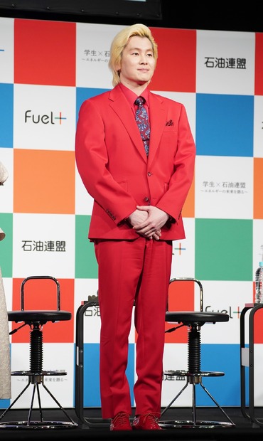 カズレーザー【写真：竹内みちまろ】