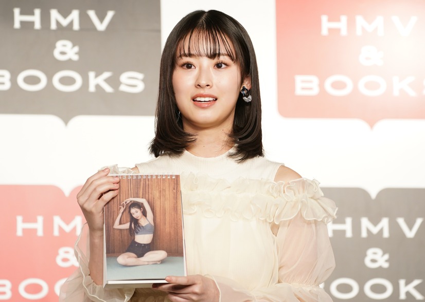 井本彩花【写真：竹内みちまろ】