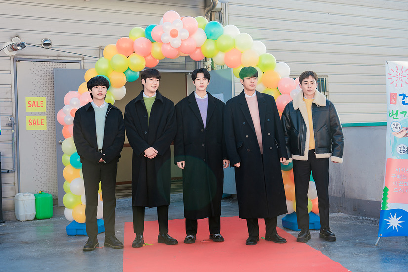 （C）2023 The Great Show・PONY CANYON