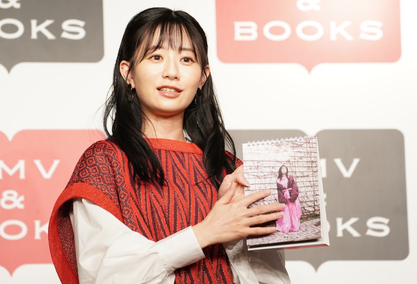 伊藤萌々香【写真：竹内みちまろ】