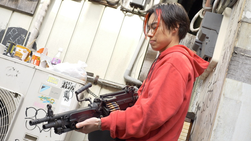 とにかく明るい安村、ネタのパンツは特注！40枚くらい持ってる