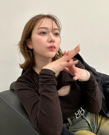 村重杏奈（写真は村重杏奈の公式インスタグラムより）※所属事務所より掲載許諾をいただいています