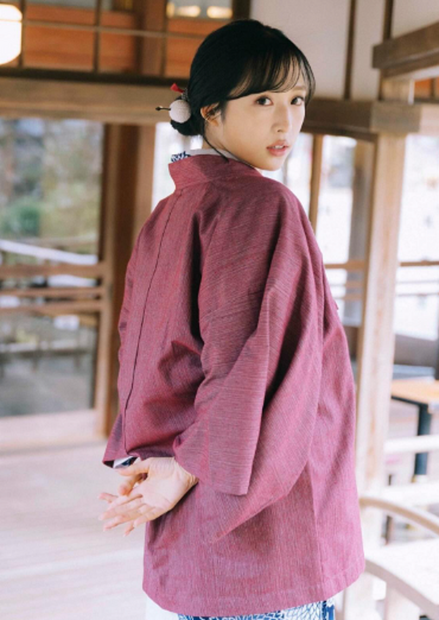 小栗有以（写真は小栗有以の公式インスタグラムから）※所属事務所に掲載許諾をもらってます